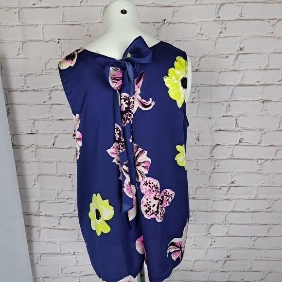 J.CREW Floral Tie back Blouse - Picture 5 of 10